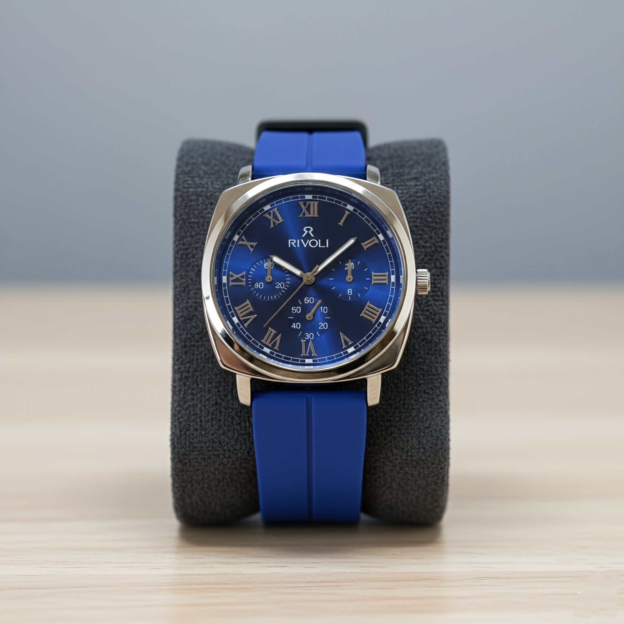 Rivoli Magnet Strap Watch - Water Resistant Luxury | HM Garments